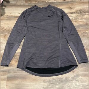 Nike Men’s Gray Cold Gear Long Sleeve Size Large